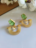Golden Dangler Earring