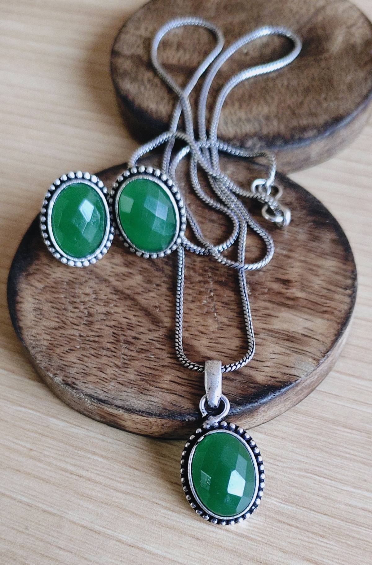 Green Onyx Oxidized chain Pendant Set | AMOLA