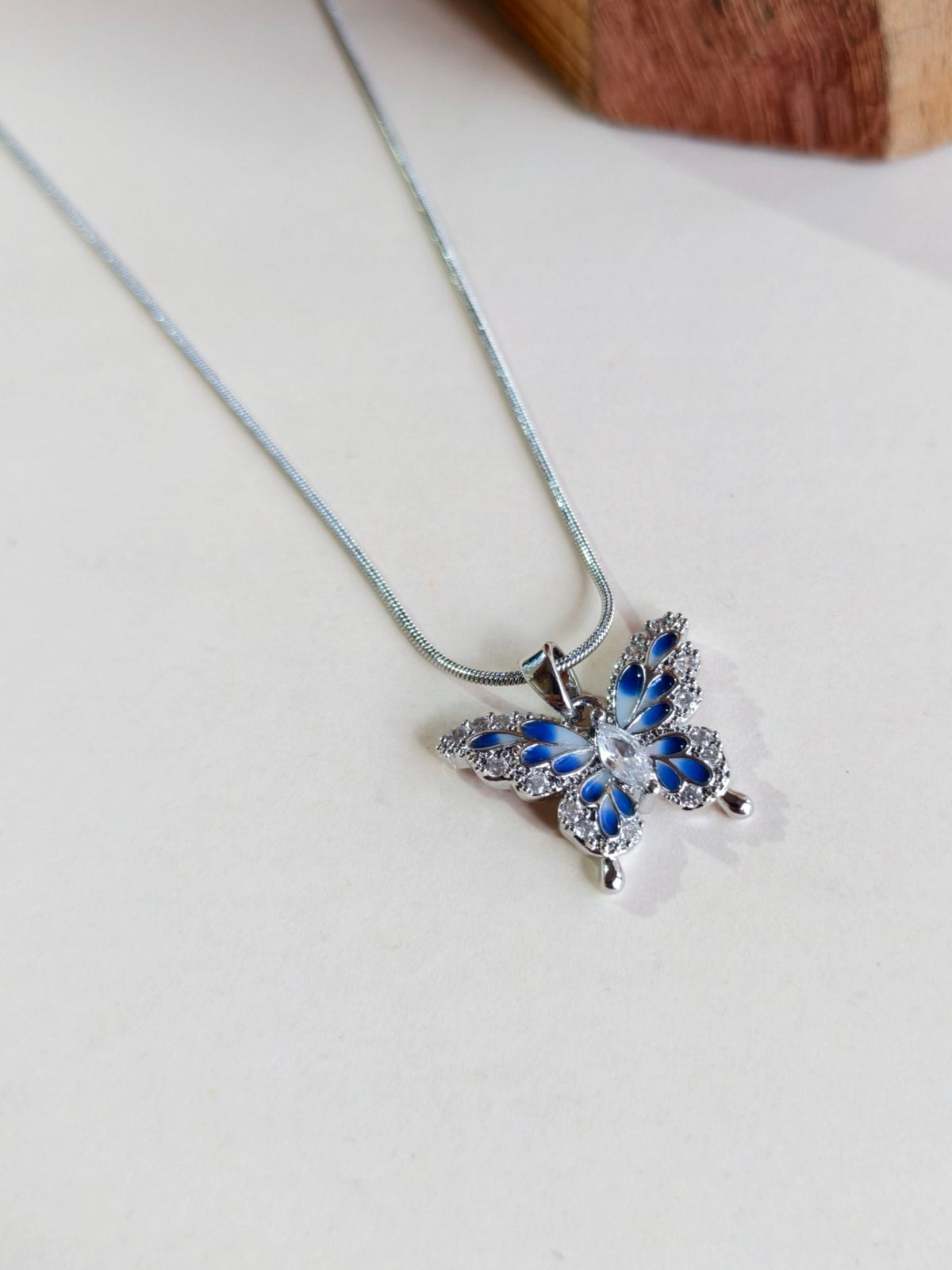 Graceful AD Pendant Set Shine | AMOLA