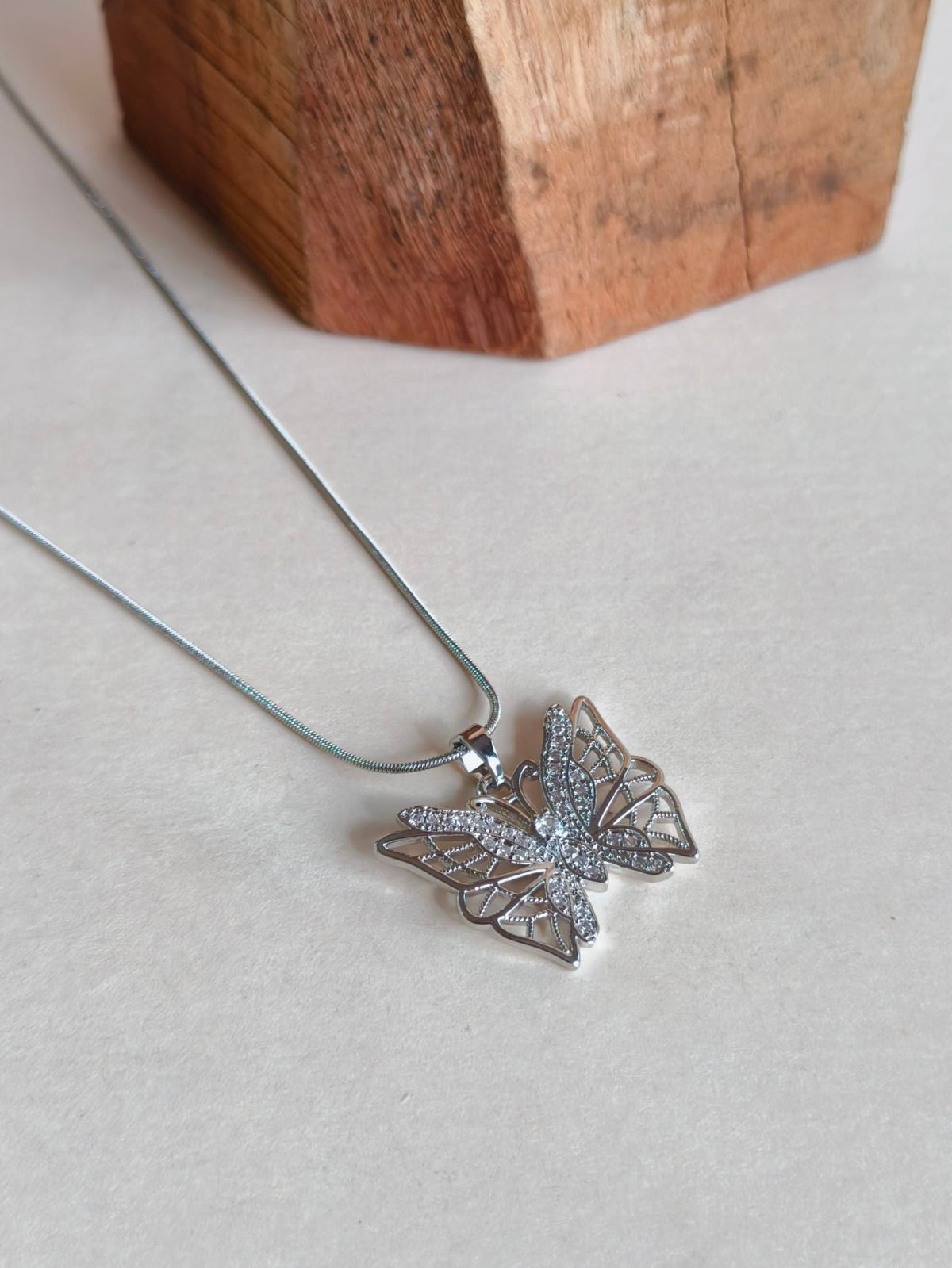 Graceful AD Pendant Set Shine | AMOLA