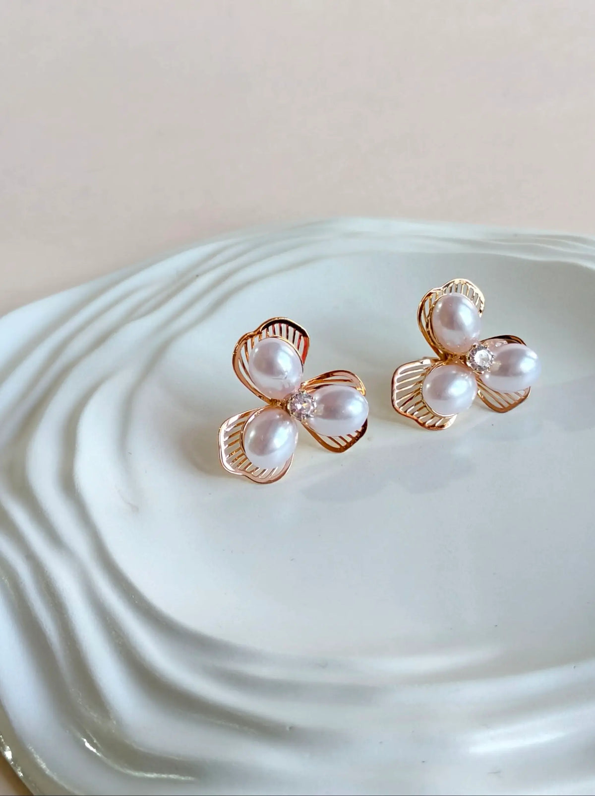Gold Flower Pearl Anti-Tarnish Stud Earrings | AMOLA