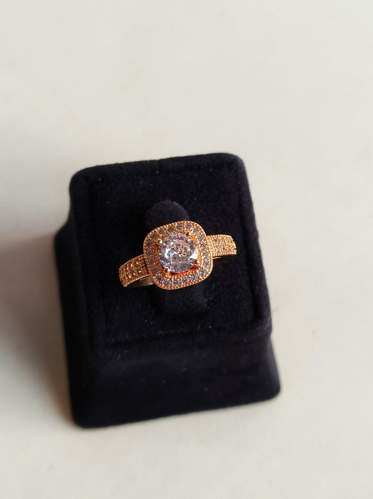 Elegant AD Finger Ring Shine | AMOLA (size us 7)