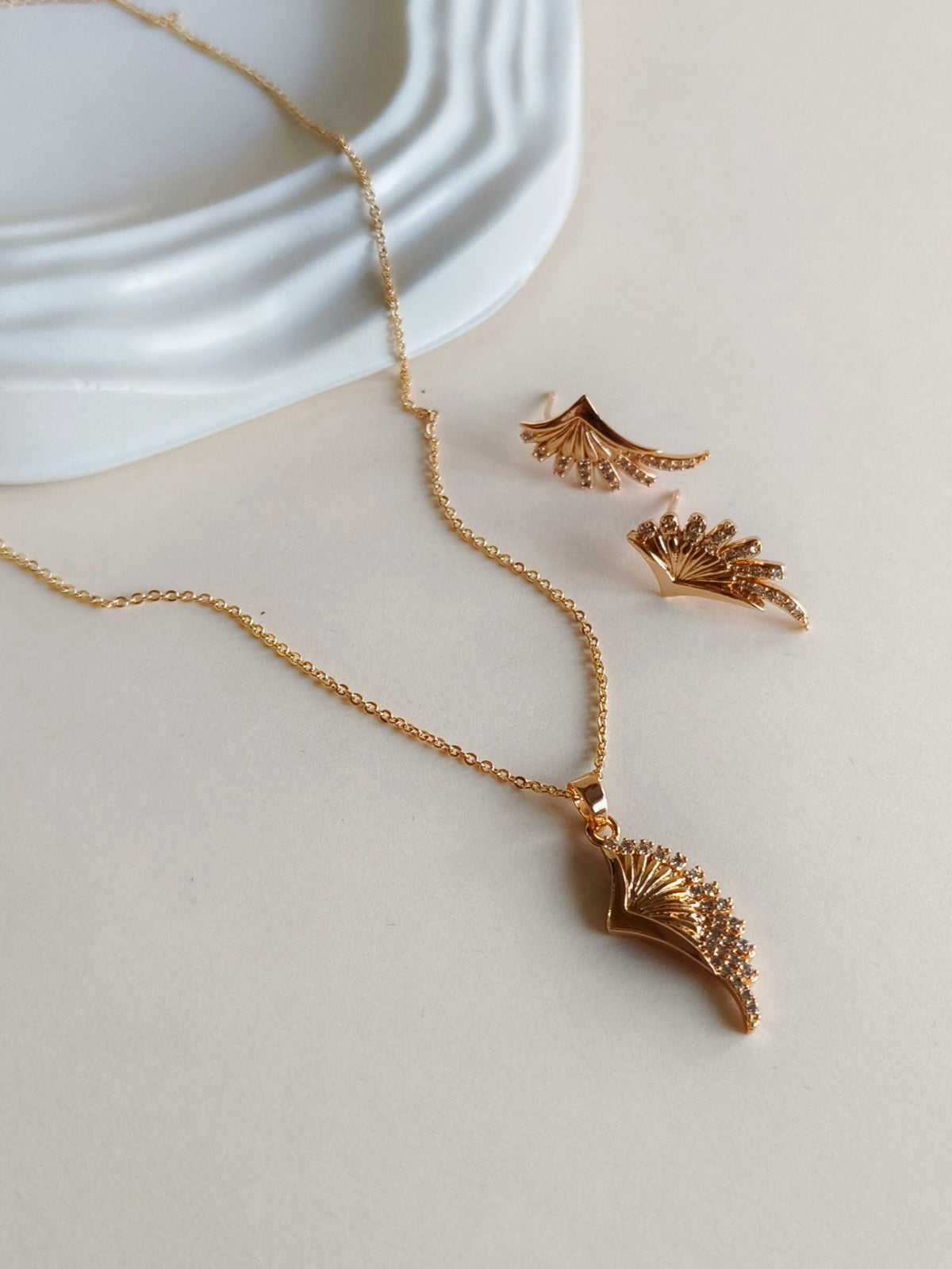 Perfect Shine AD Pendant Set | AMOLA