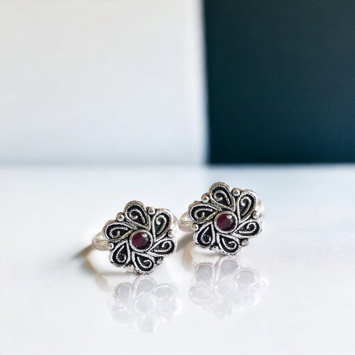Floral Stone Studded Toe Ring - Silver Plated | AMOLA