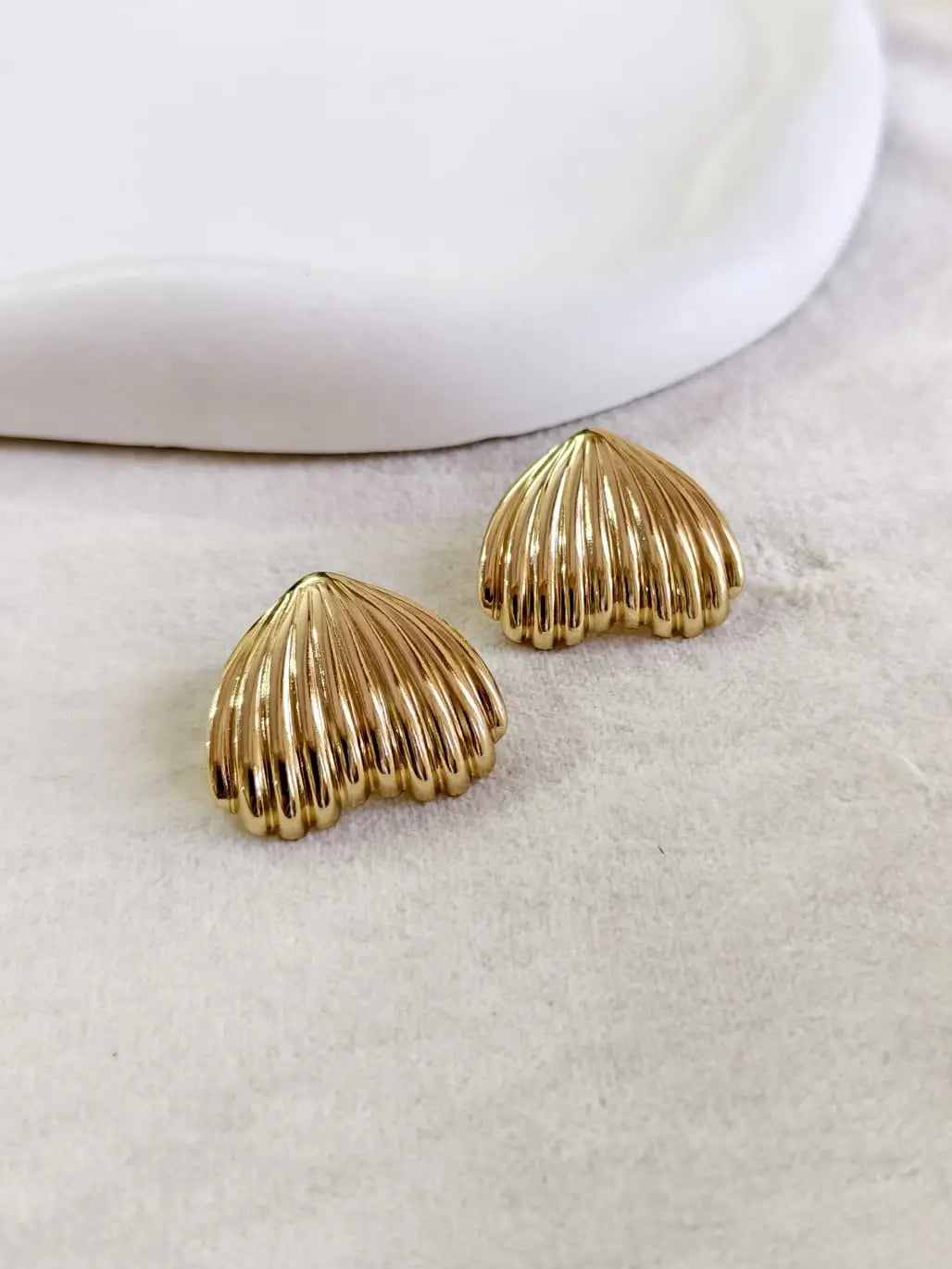 Golden Heart Shell Elegance Stud Earrings | AMOLA