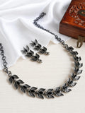 Leaf Style Minimal Necklace Set | AMOLA